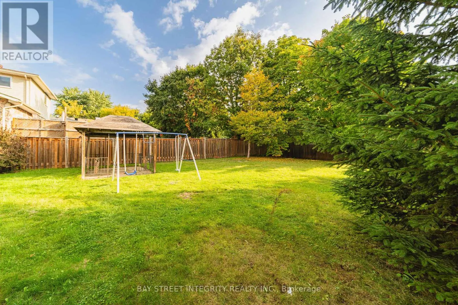 1 HODGINS AVENUE