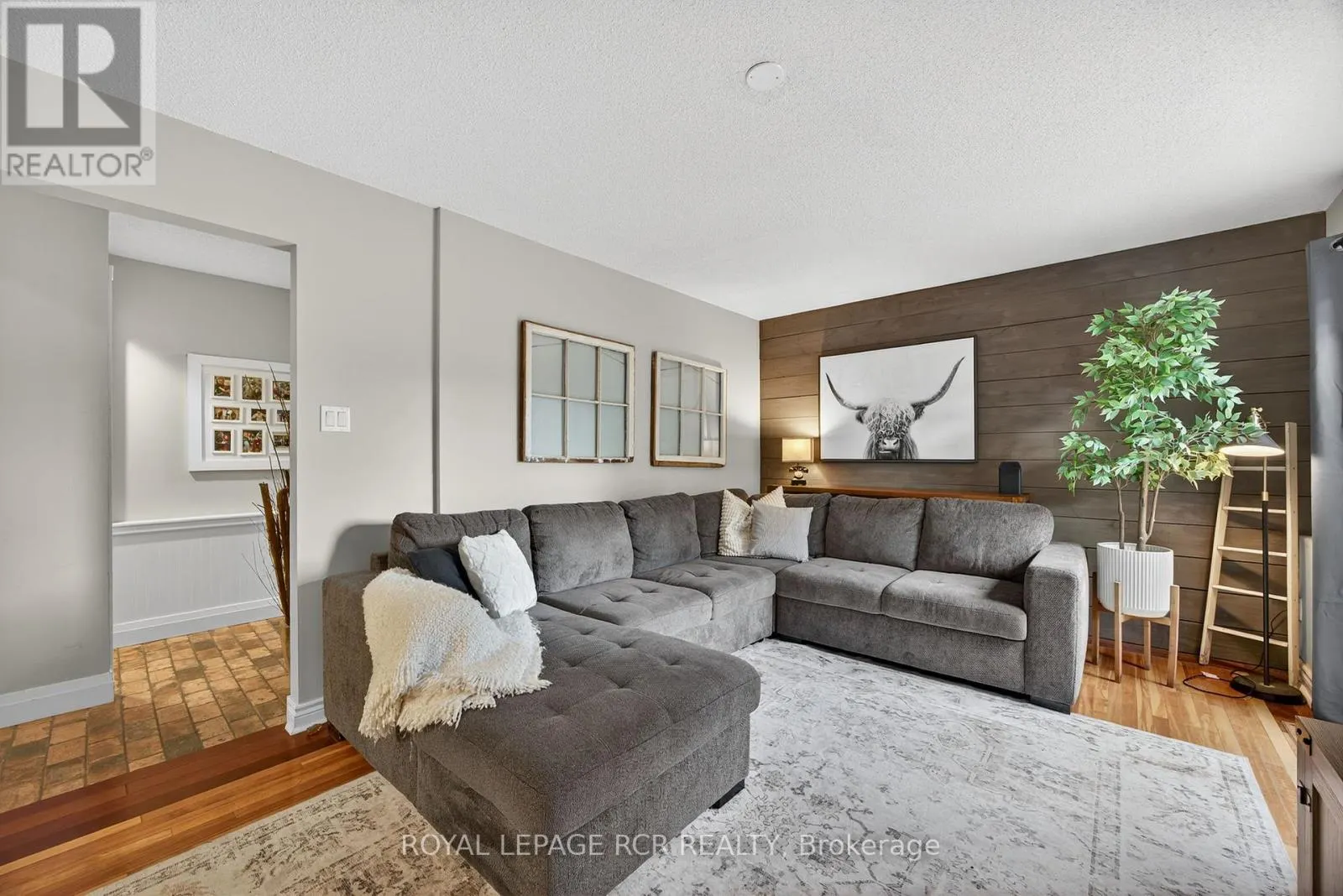 29 FRASER AVENUE