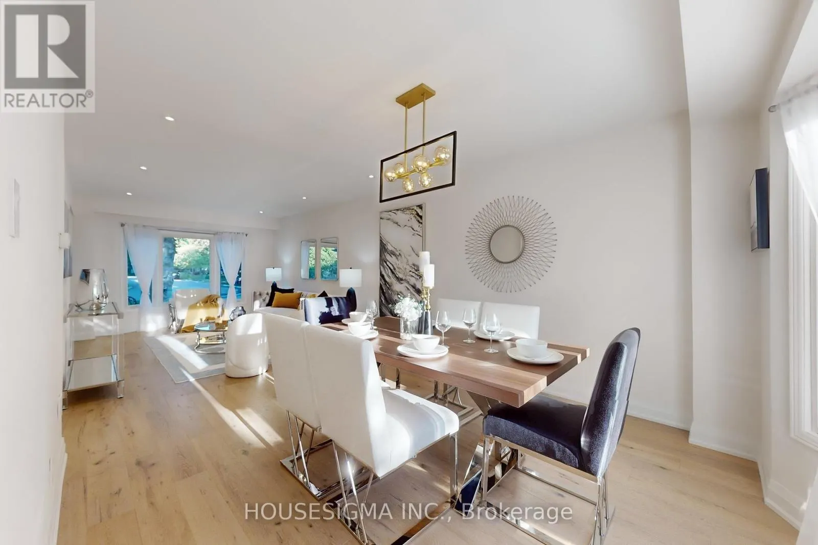 41 UNDERHILL CRESCENT