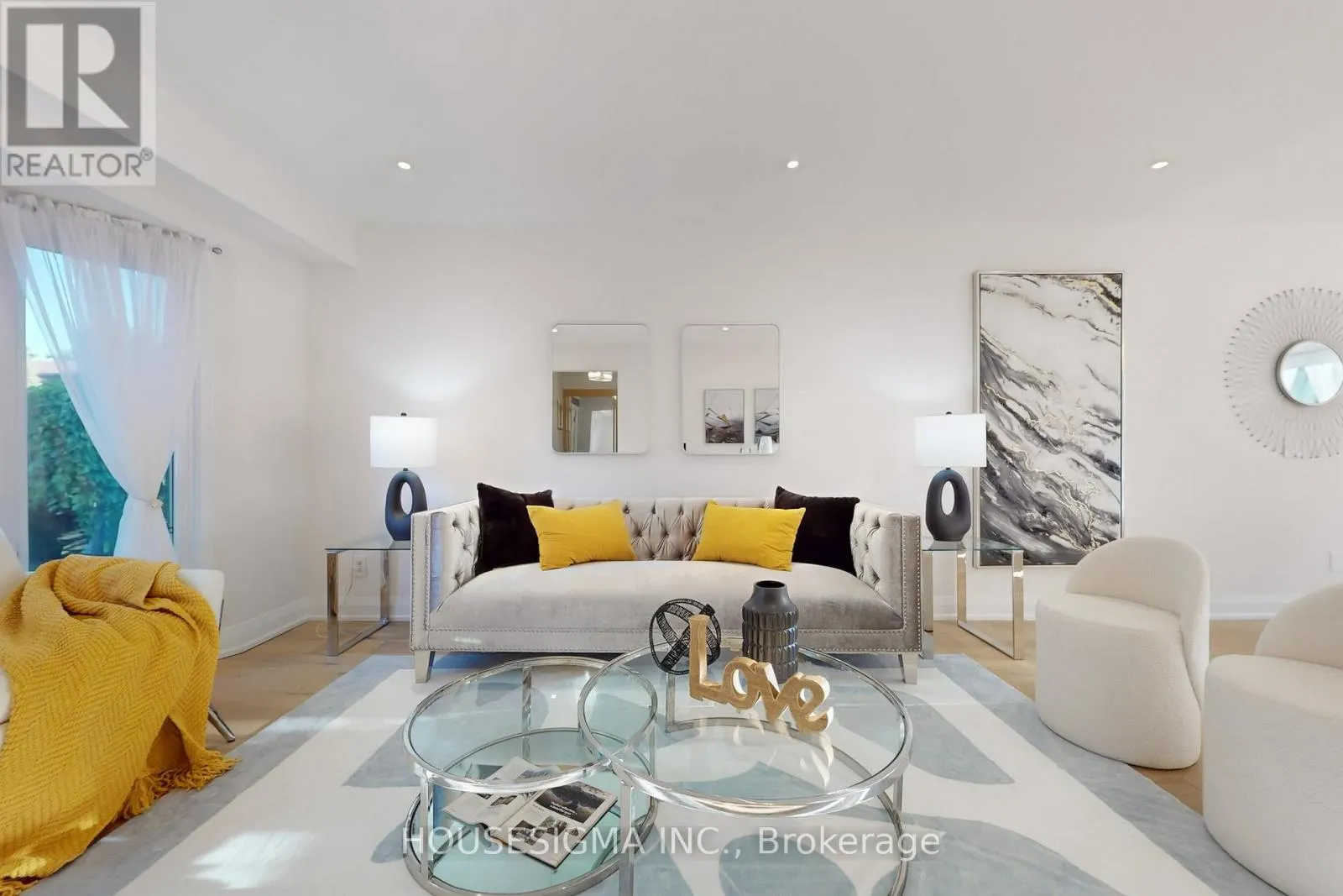 41 UNDERHILL CRESCENT