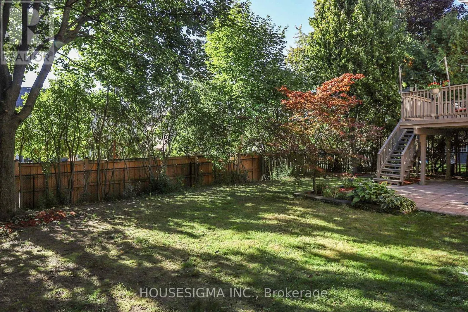 41 UNDERHILL CRESCENT