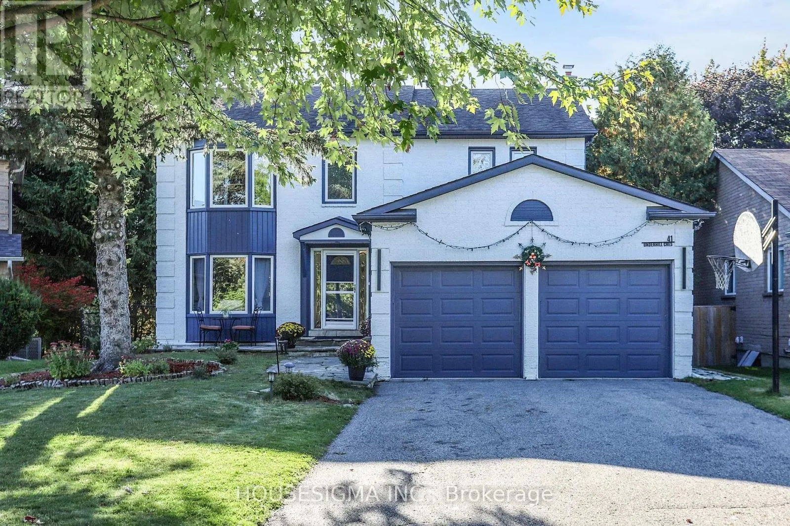 41 UNDERHILL CRESCENT