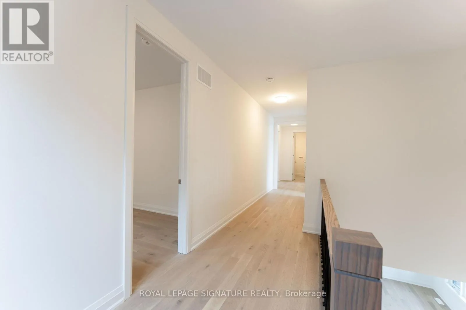 9 MAYFLOWER GARDENS