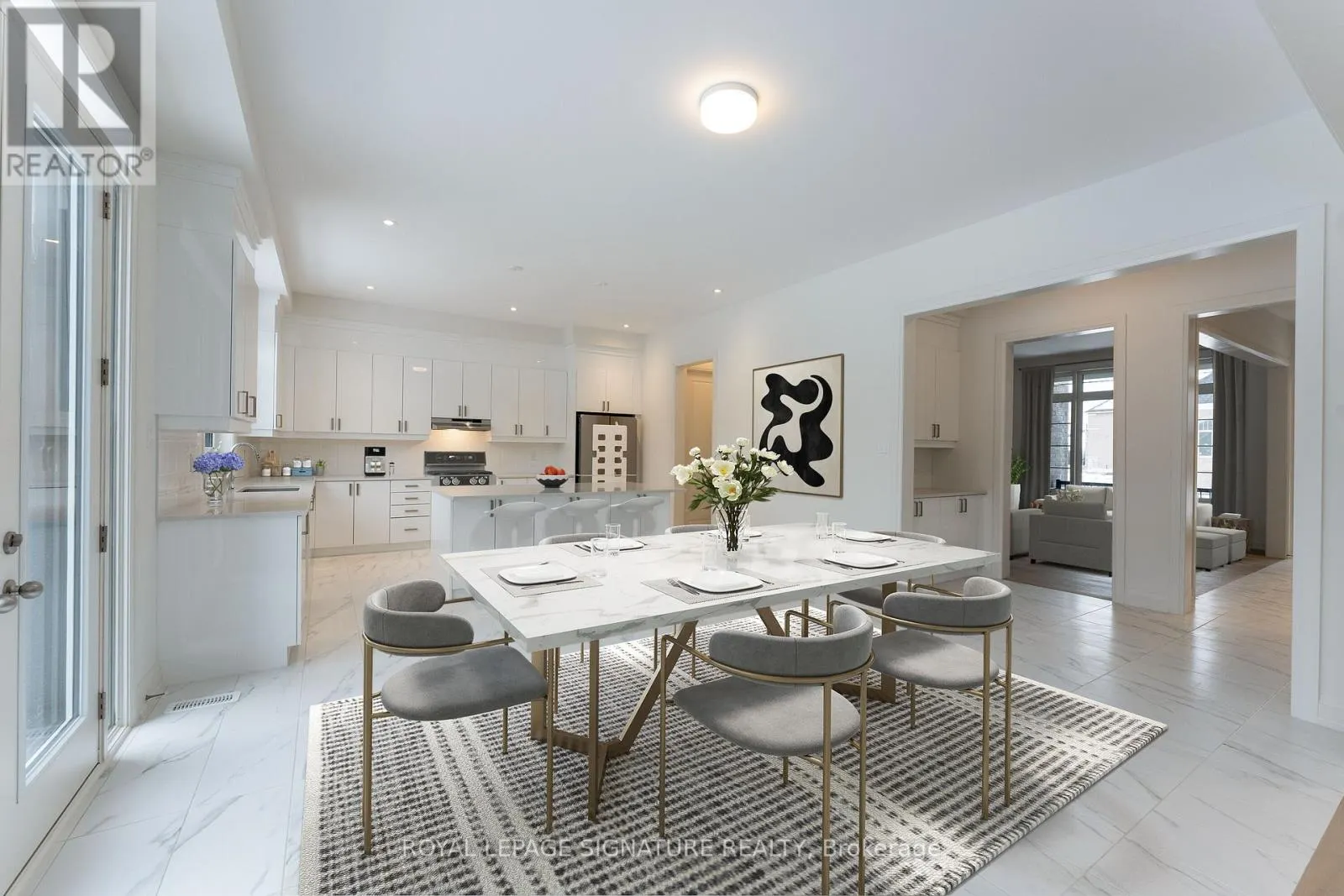 9 MAYFLOWER GARDENS