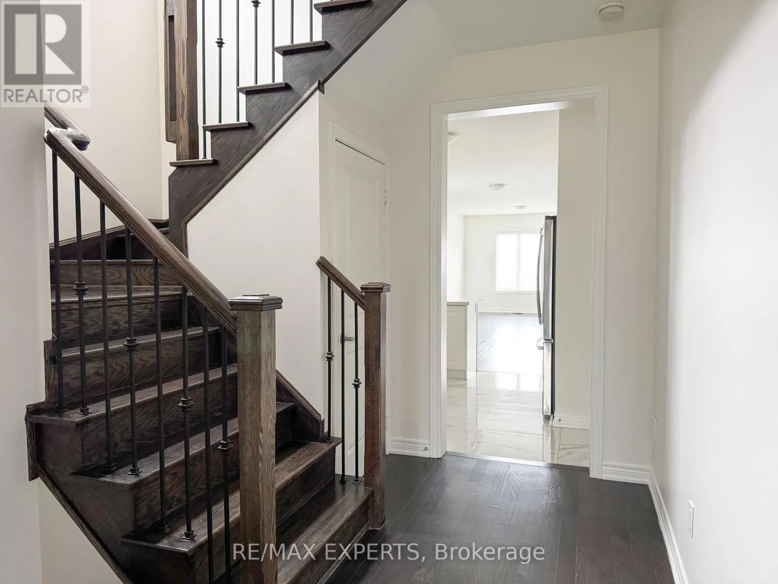 91 KINGSMERE CRESCENT
