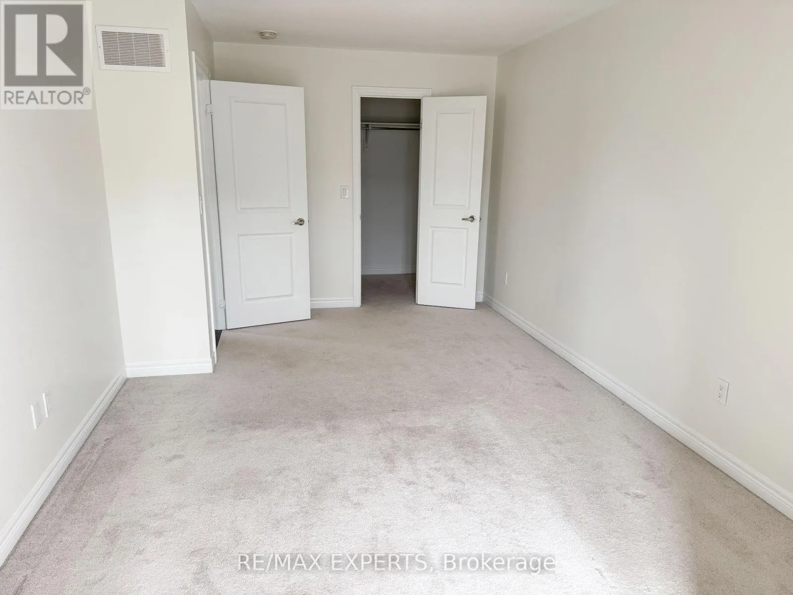 91 KINGSMERE CRESCENT