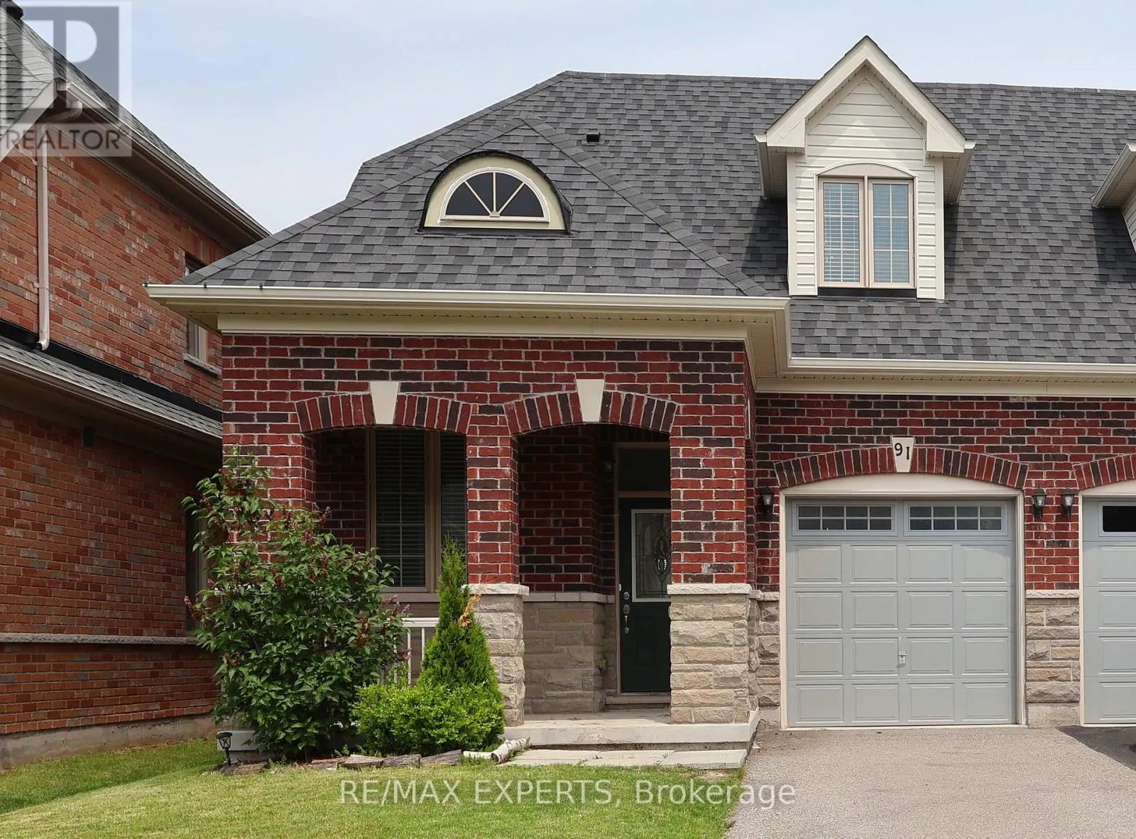 91 KINGSMERE CRESCENT