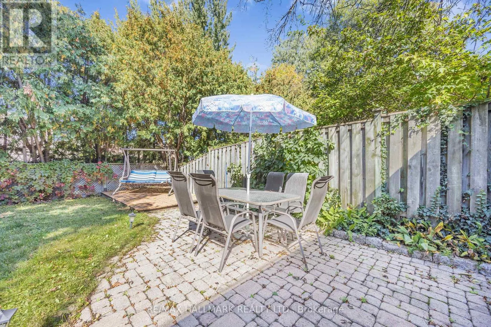 40 LILLOOET CRESCENT