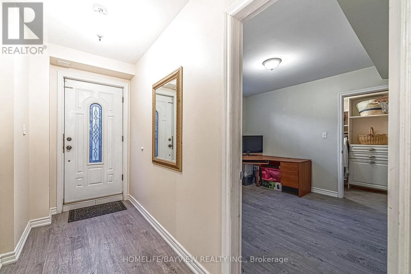 11 CANTEX COURT