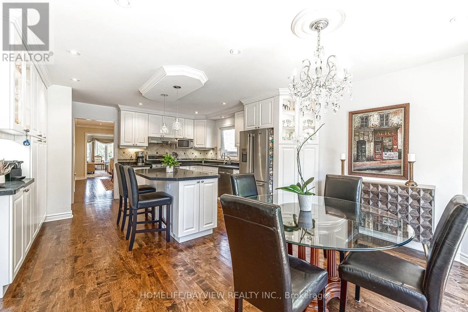 11 CANTEX COURT