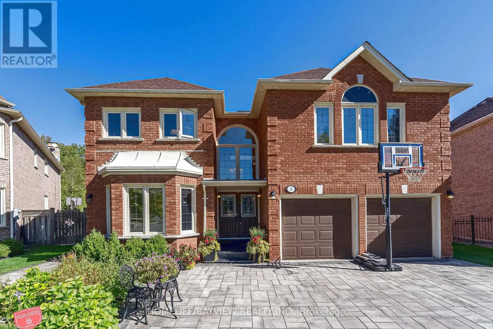 11 CANTEX COURT