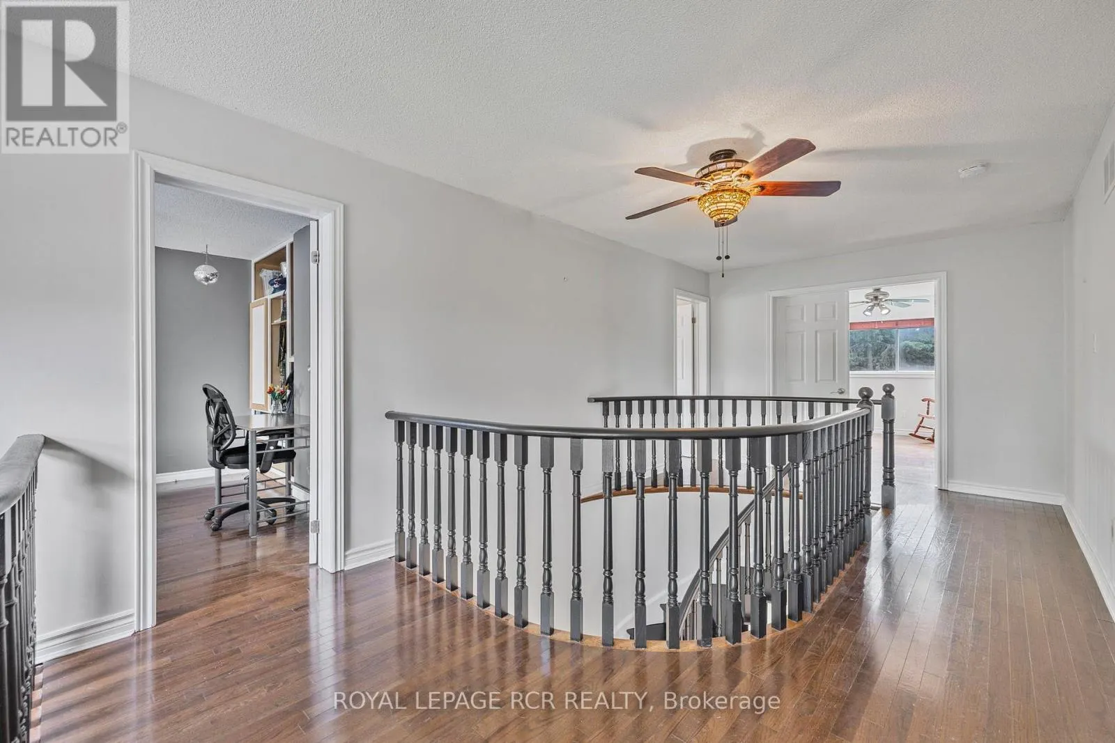 11 LITNER CRESCENT