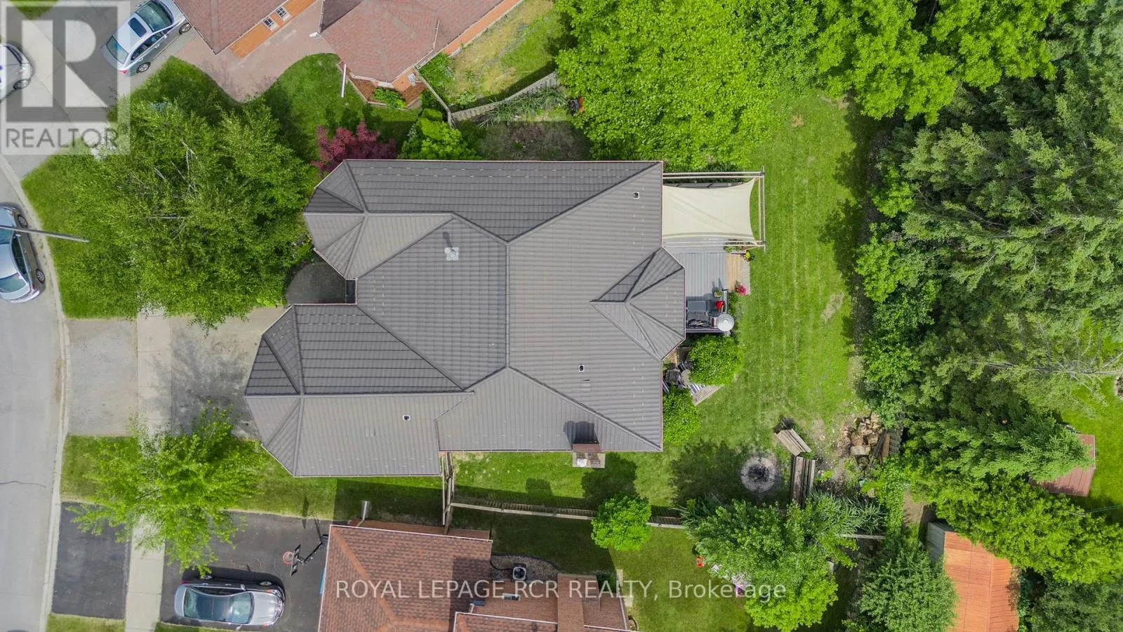 11 LITNER CRESCENT