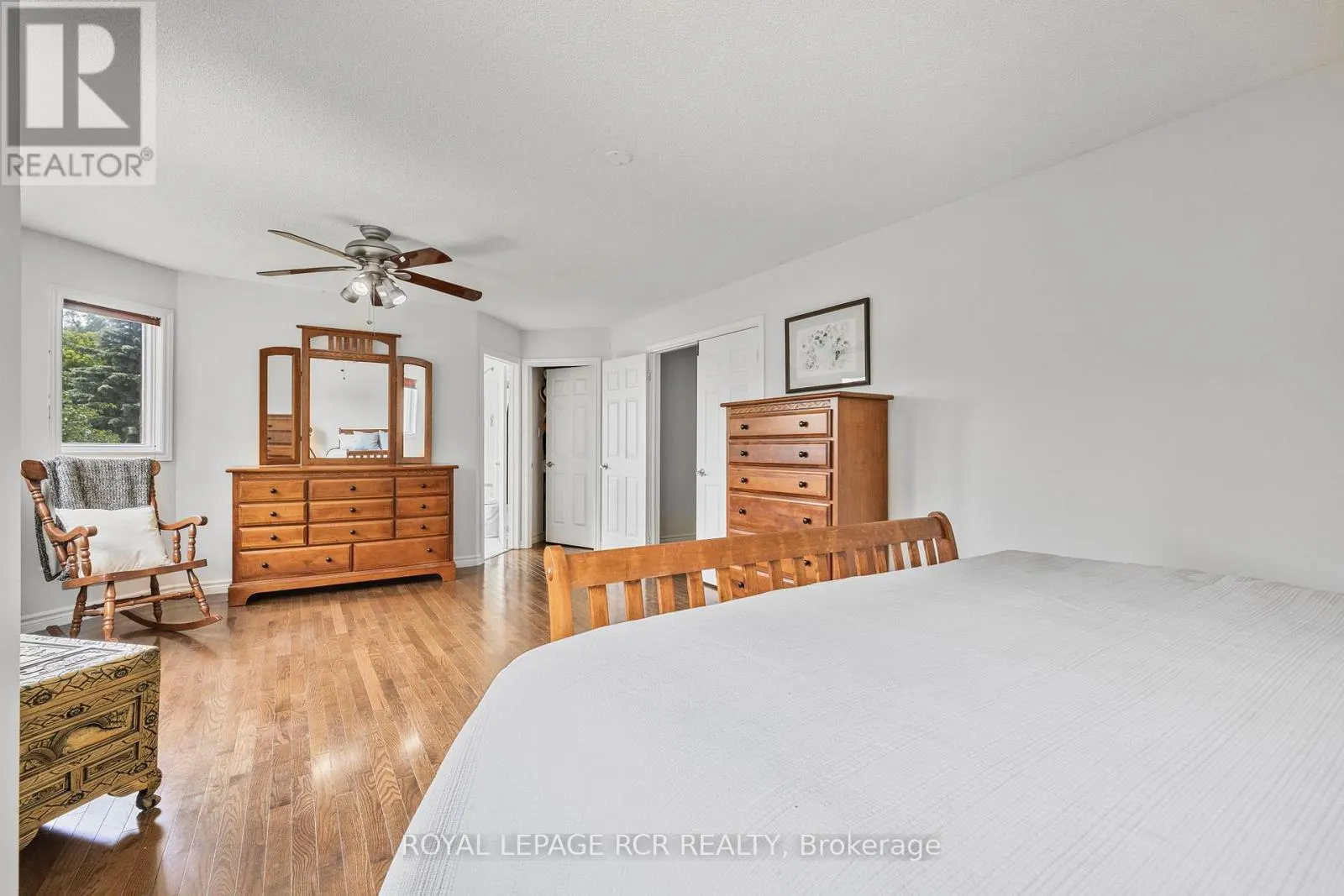11 LITNER CRESCENT