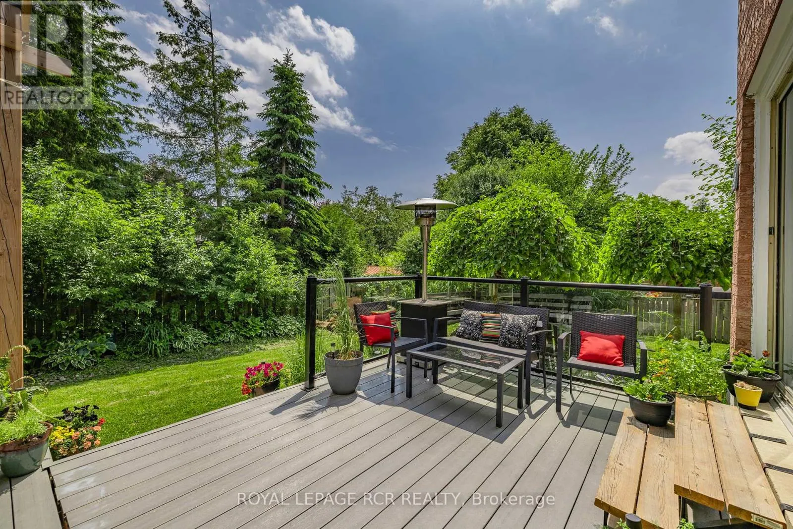 11 LITNER CRESCENT