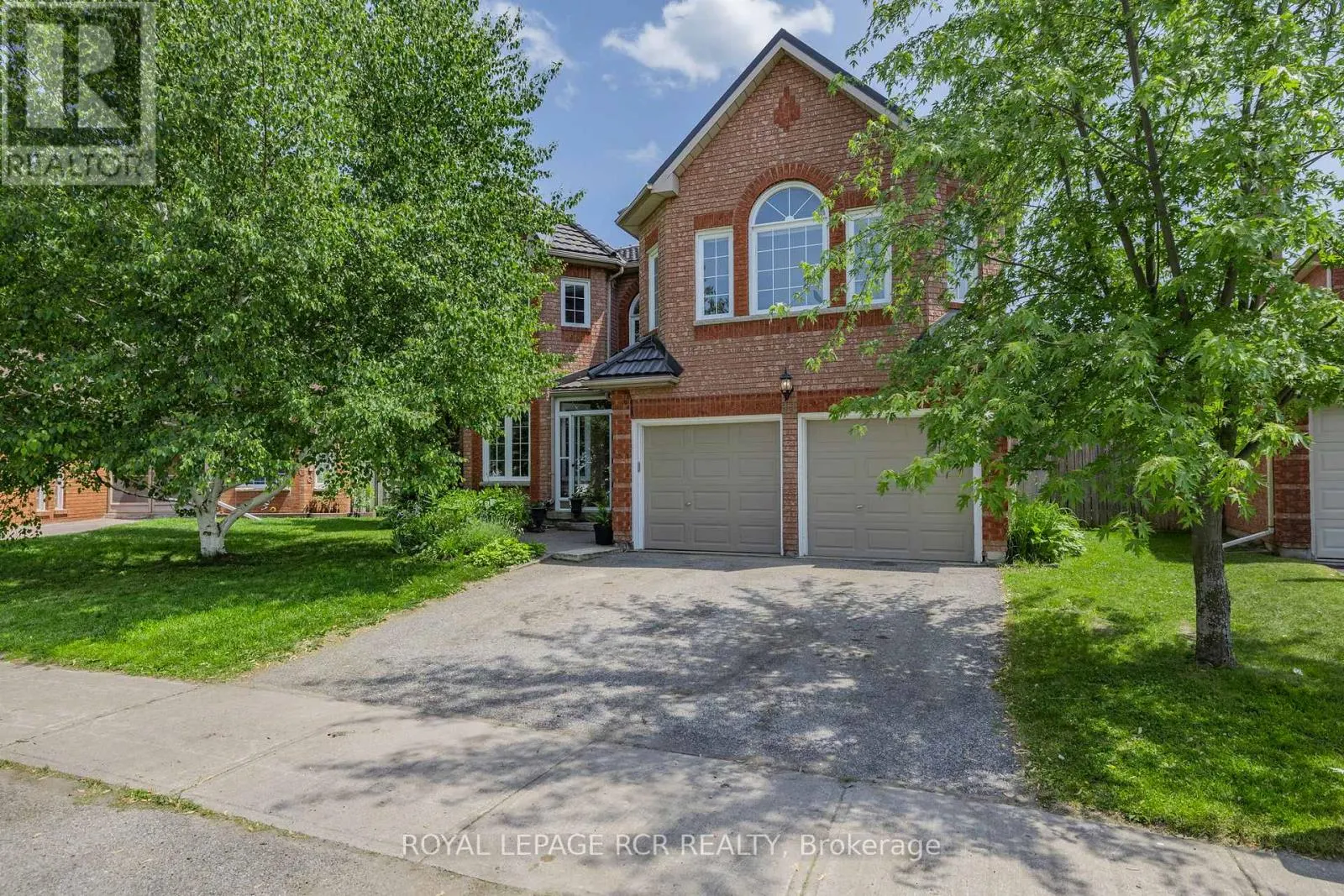 11 LITNER CRESCENT