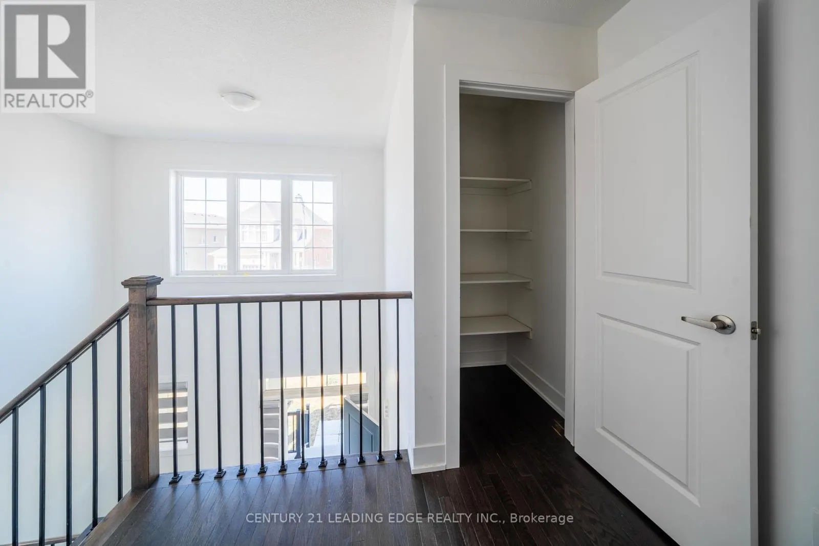 77 KENTLEDGE AVENUE