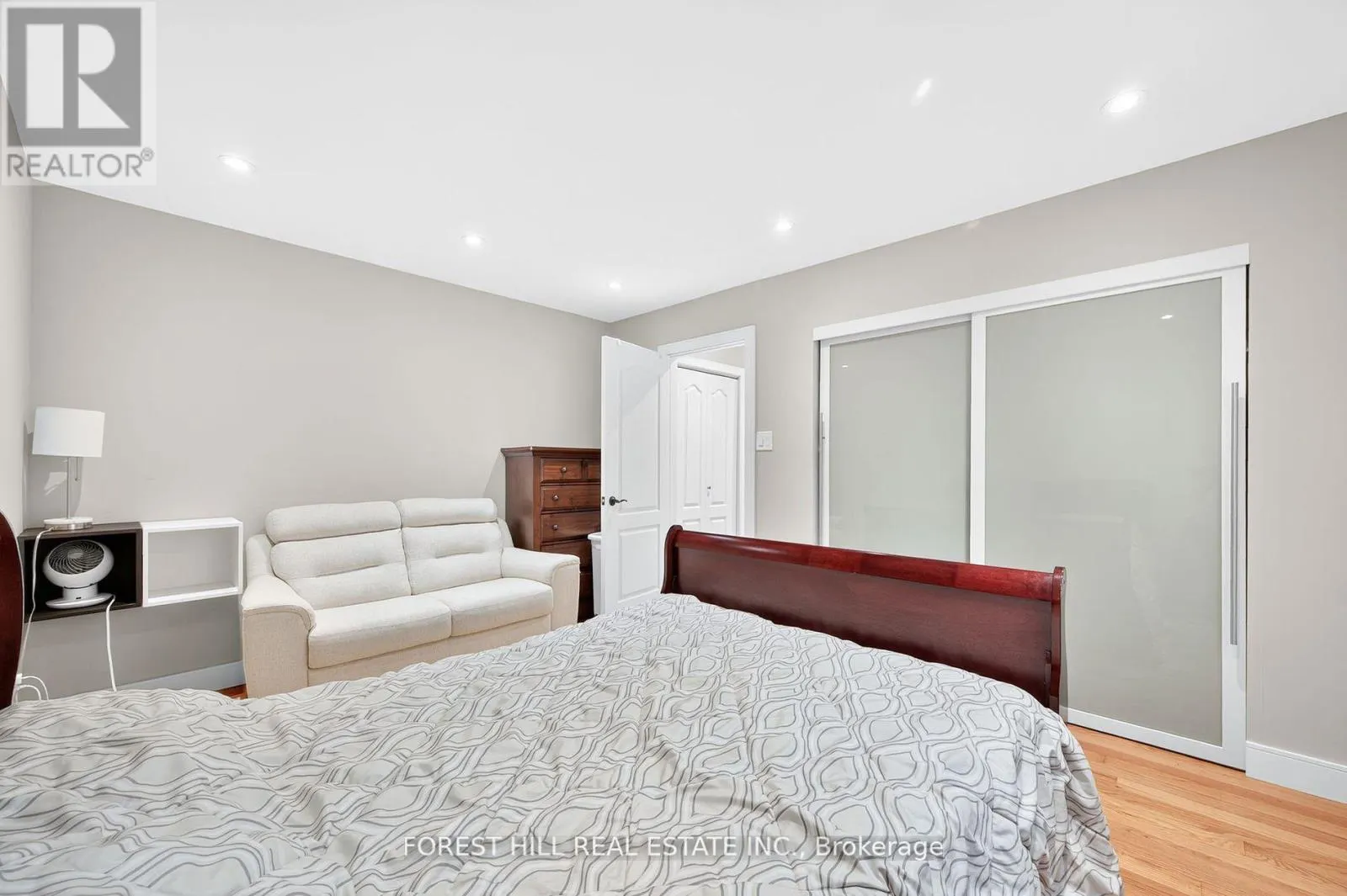 104 ARMITAGE DRIVE