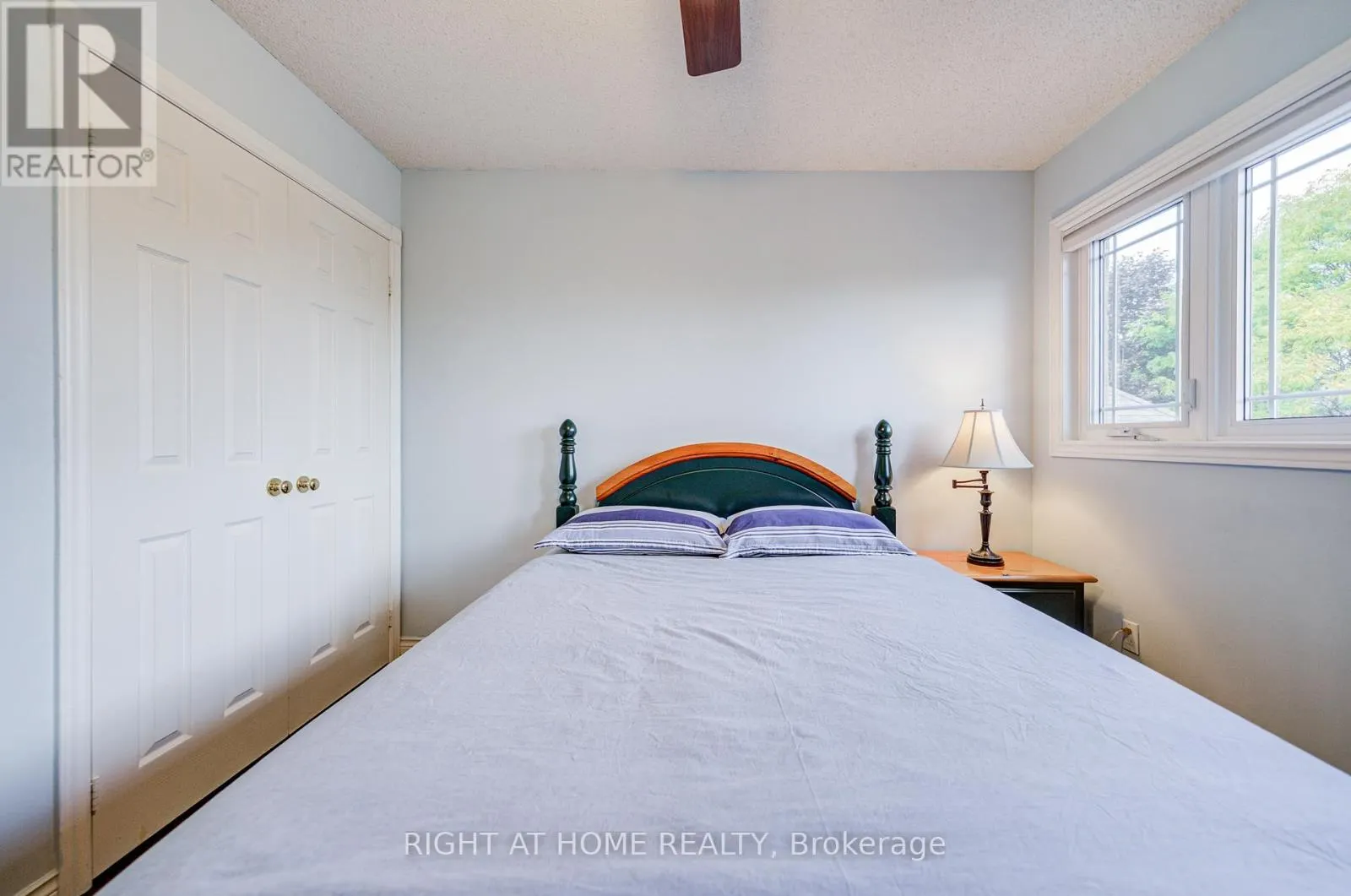 128 CARLYLE CRESCENT