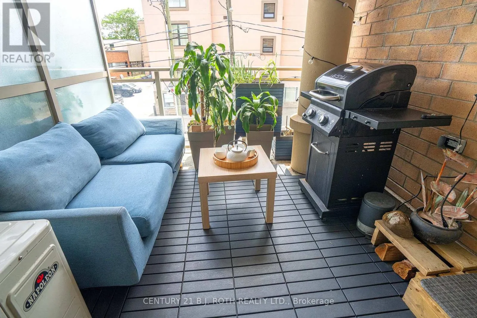313 - 15277 YONGE STREET S