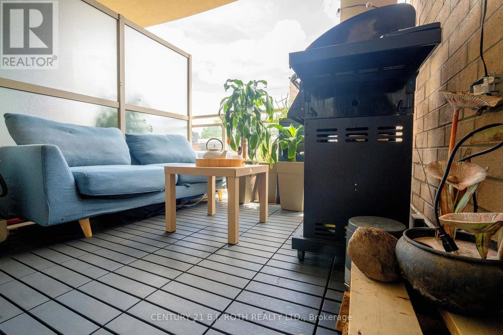 313 - 15277 YONGE STREET S