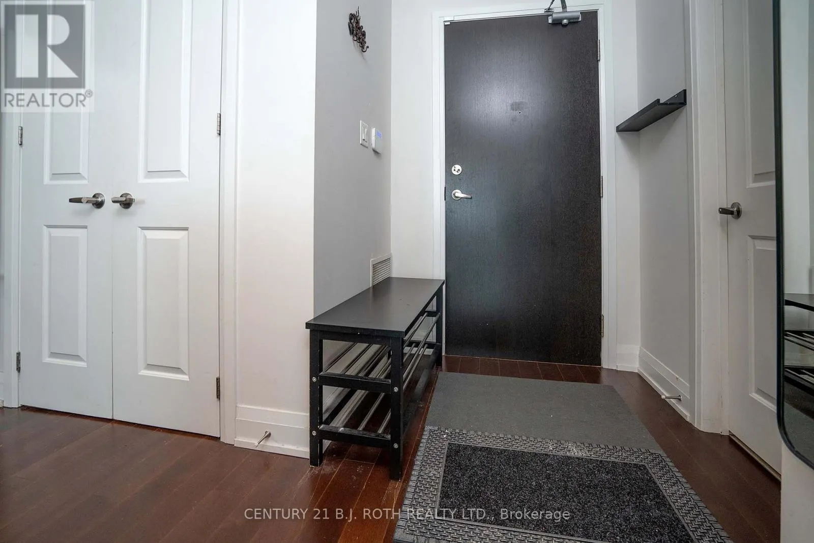 313 - 15277 YONGE STREET S