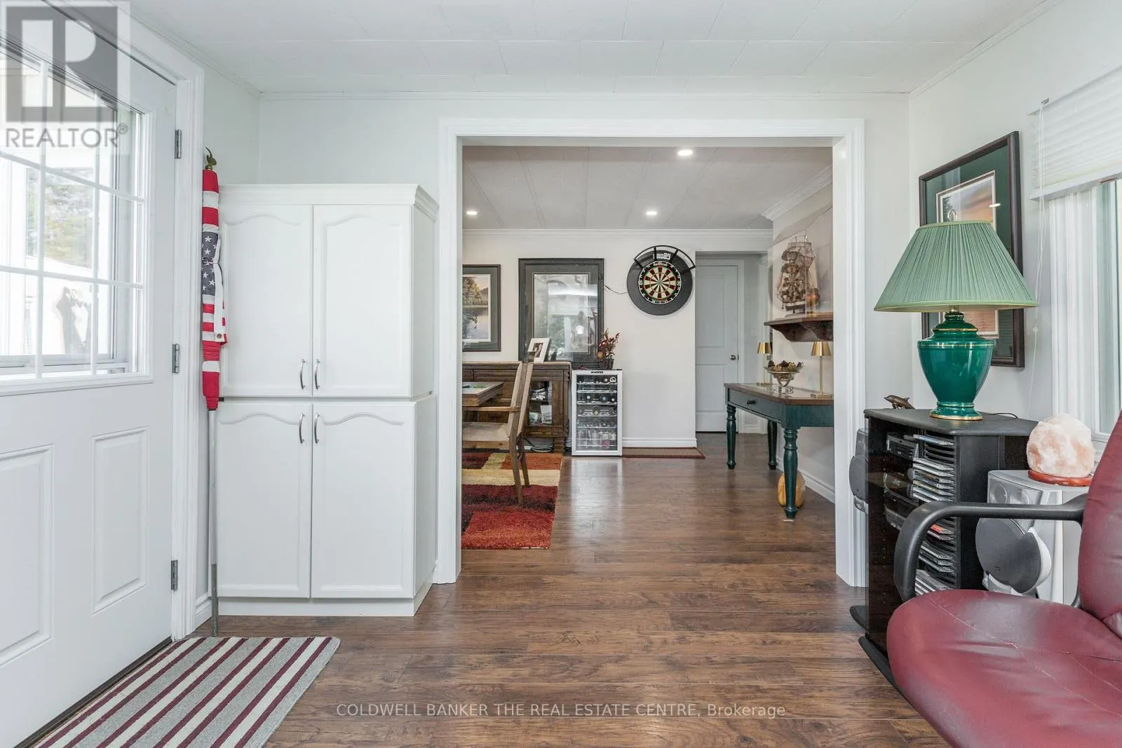 18 BROADWAY AVENUE