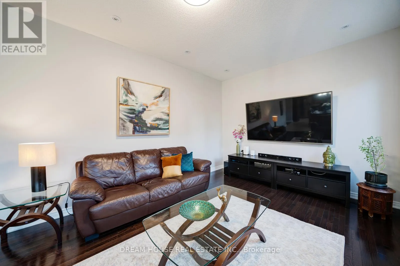 20 HEATHER DRIVE