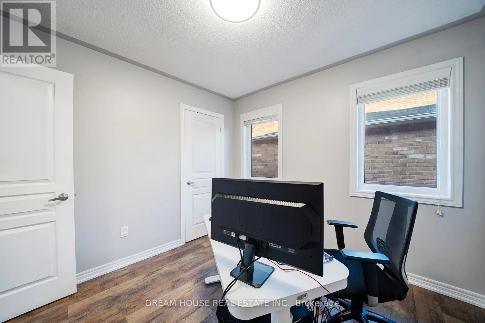 20 HEATHER DRIVE
