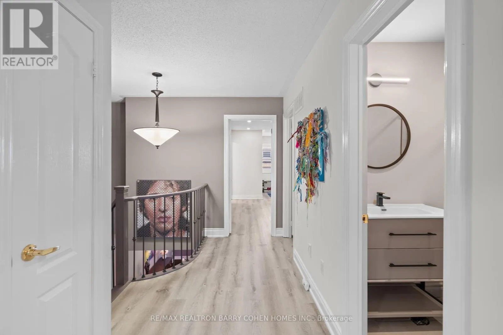28 MISTYWOOD CRESCENT