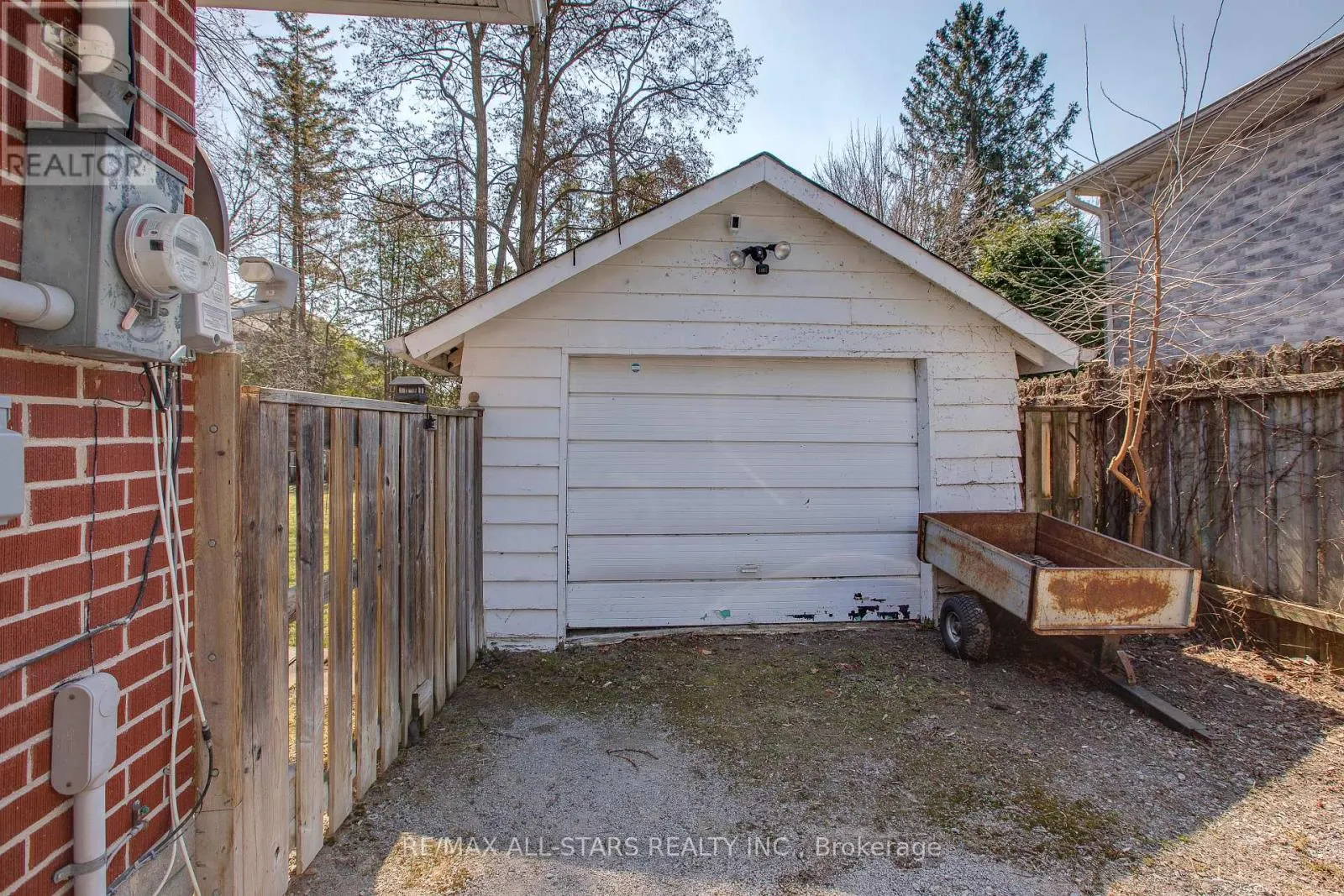 269 RAYNERS ROAD