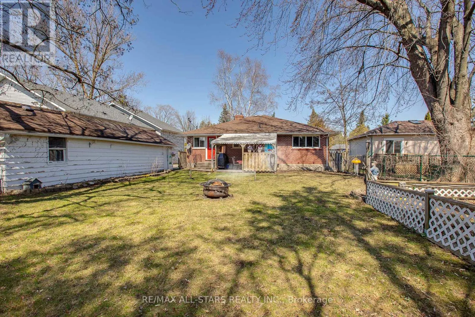 269 RAYNERS ROAD