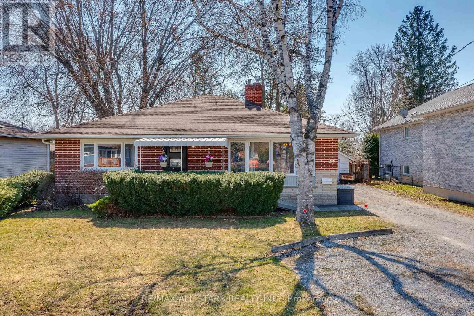 269 RAYNERS ROAD