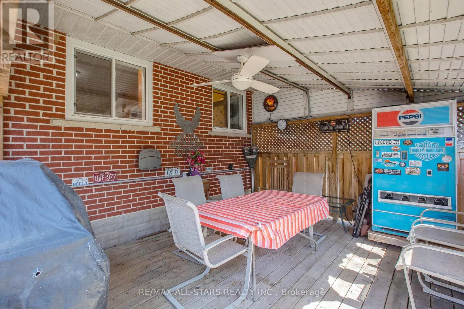 269 RAYNERS ROAD