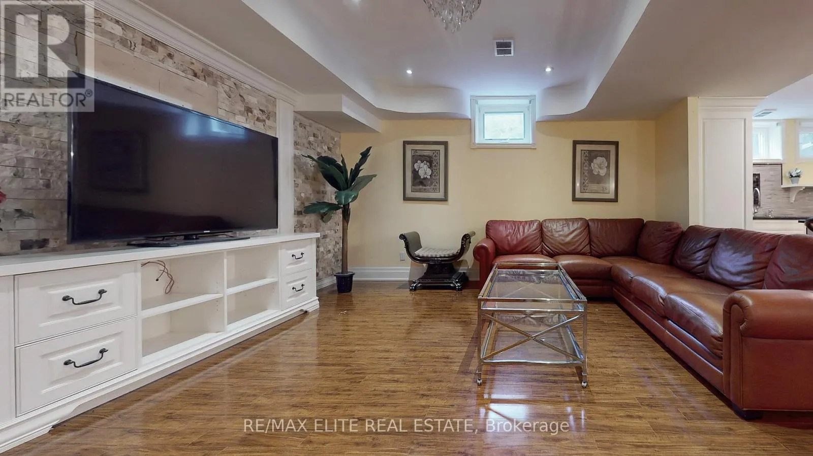 48 PEMBERTON ROAD