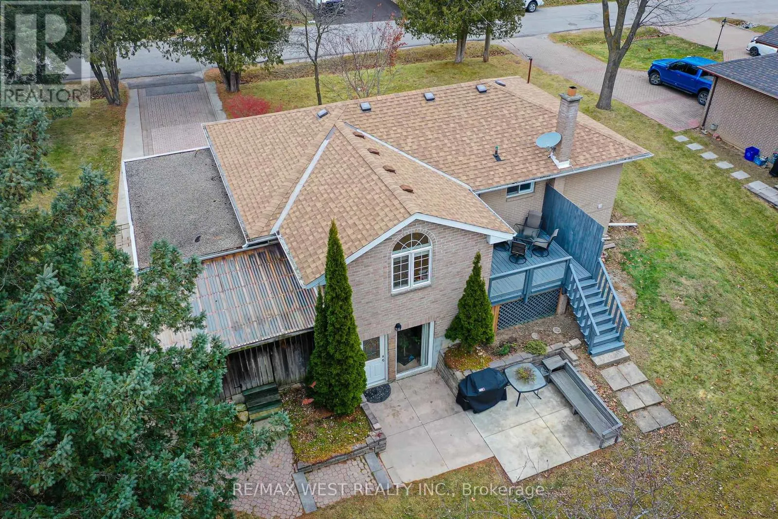 25 NORMAN AVENUE