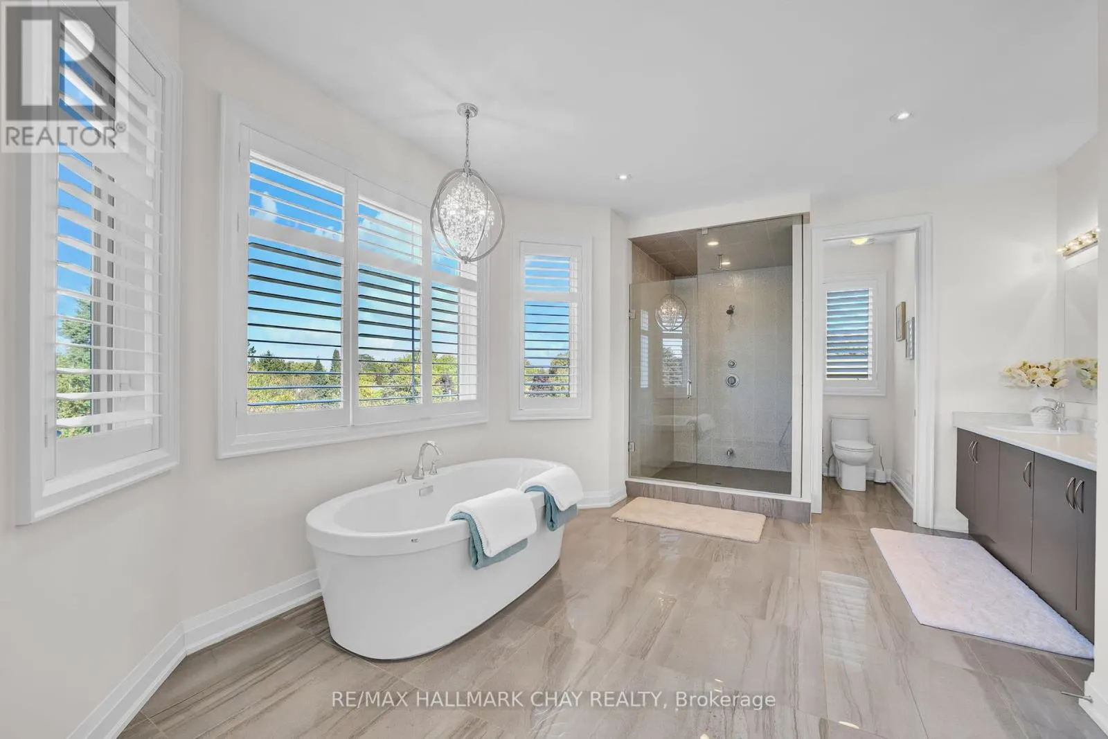38 GOULD CRESCENT