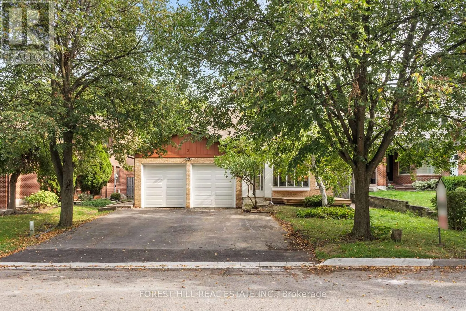 3 SAUNDERS LANE