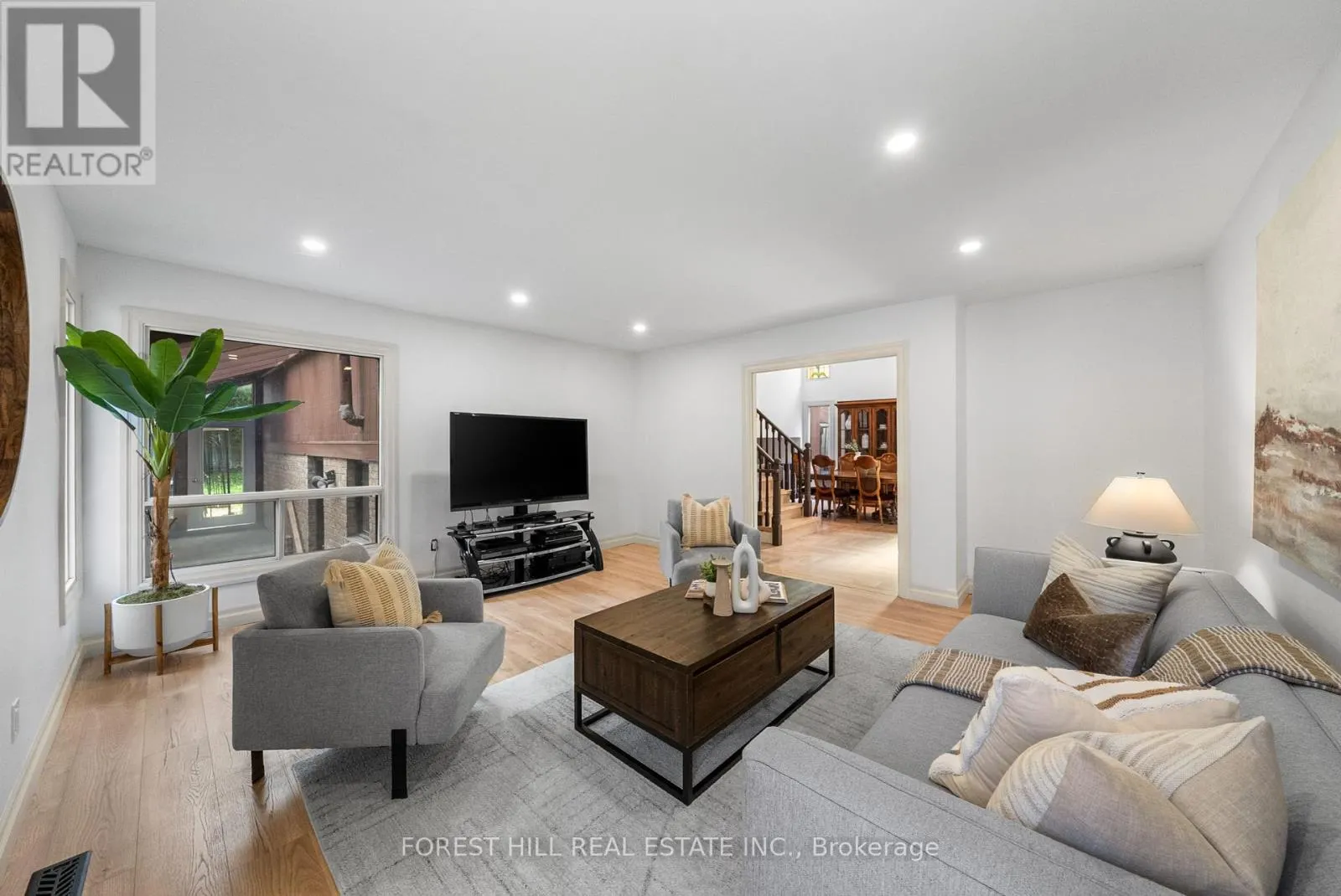 3 SAUNDERS LANE