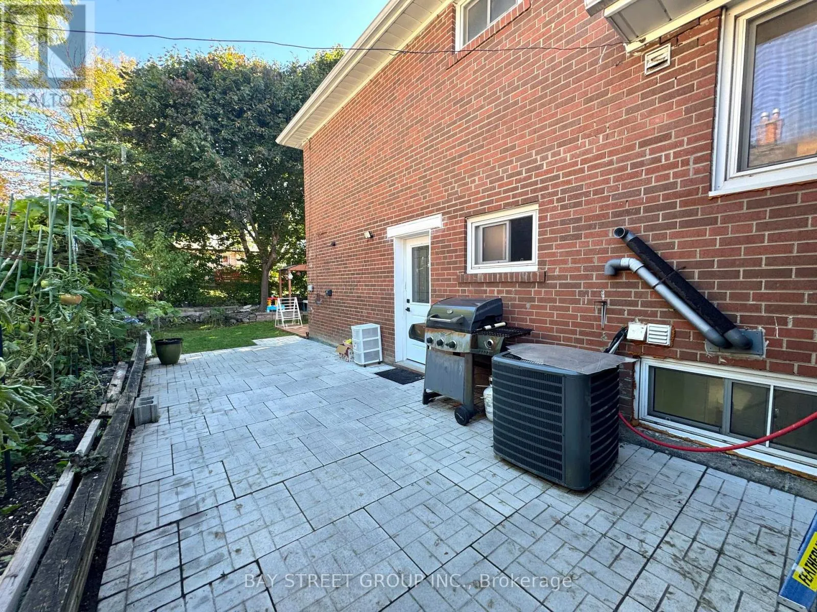 43 SHERWOOD FOREST DRIVE
