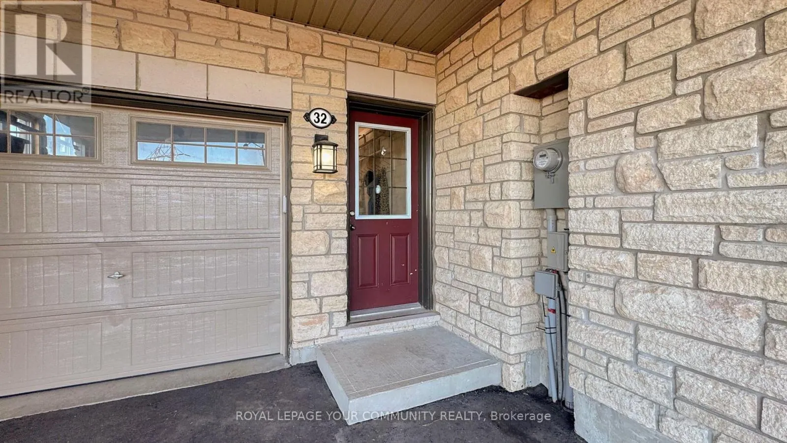32 DELFT DRIVE