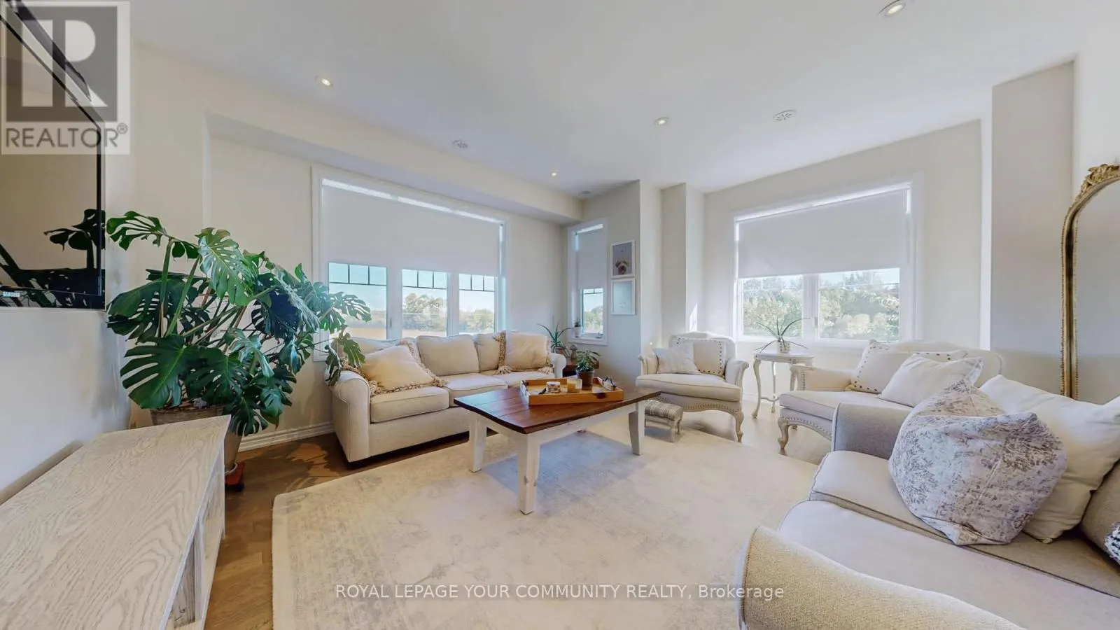 32 DELFT DRIVE