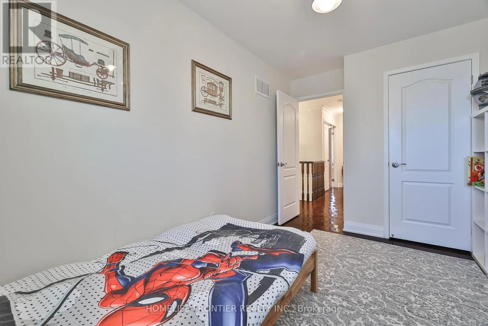 86 VENICE GATE DRIVE