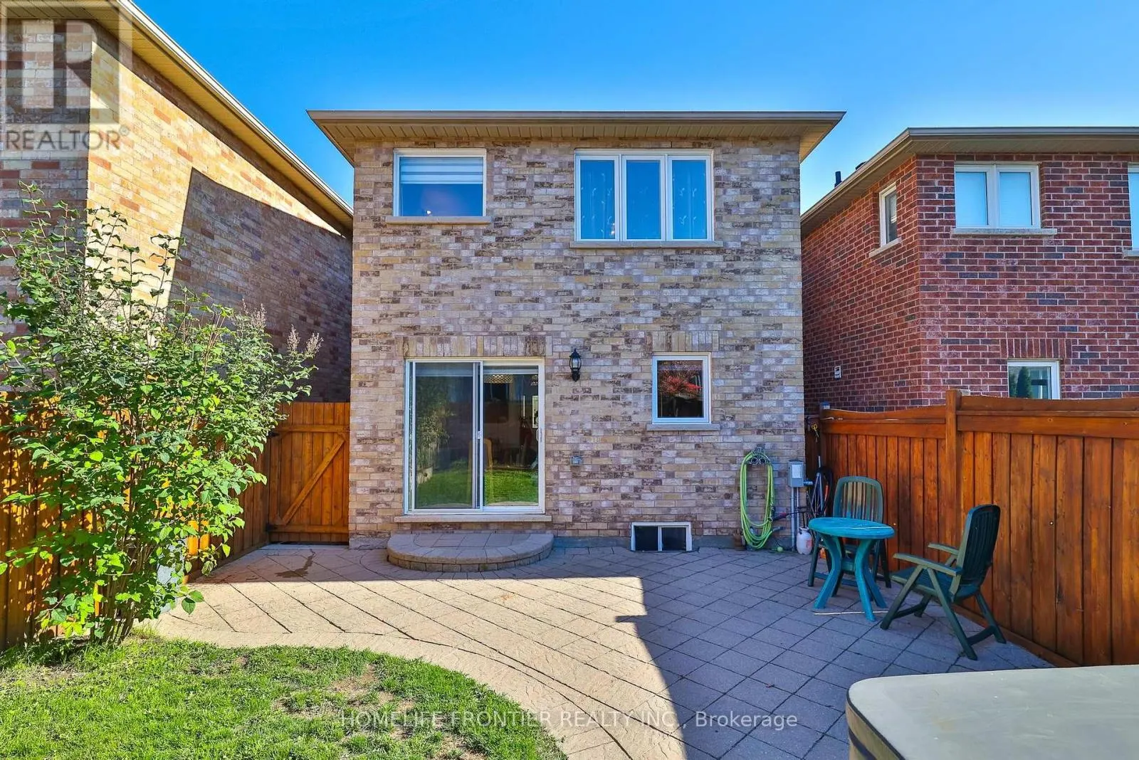86 VENICE GATE DRIVE