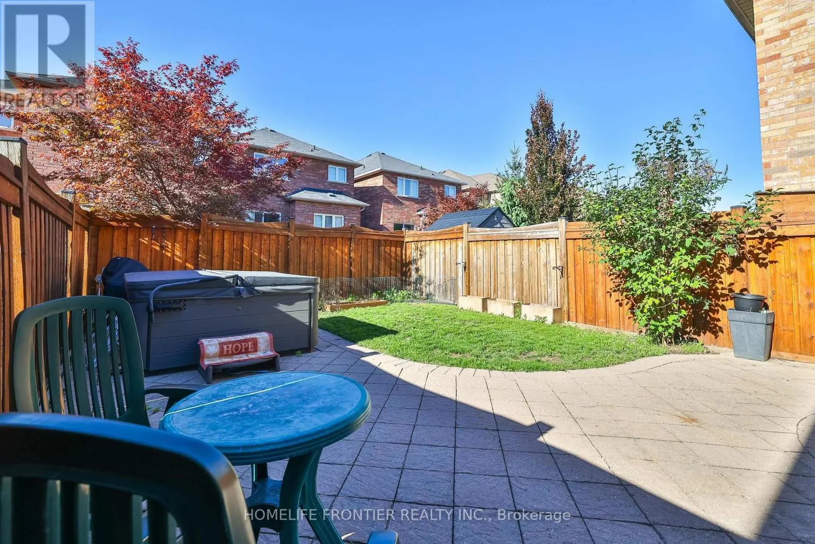 86 VENICE GATE DRIVE