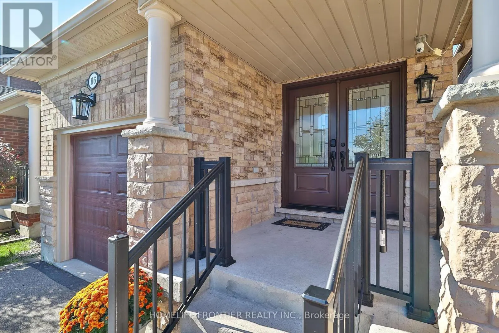 86 VENICE GATE DRIVE
