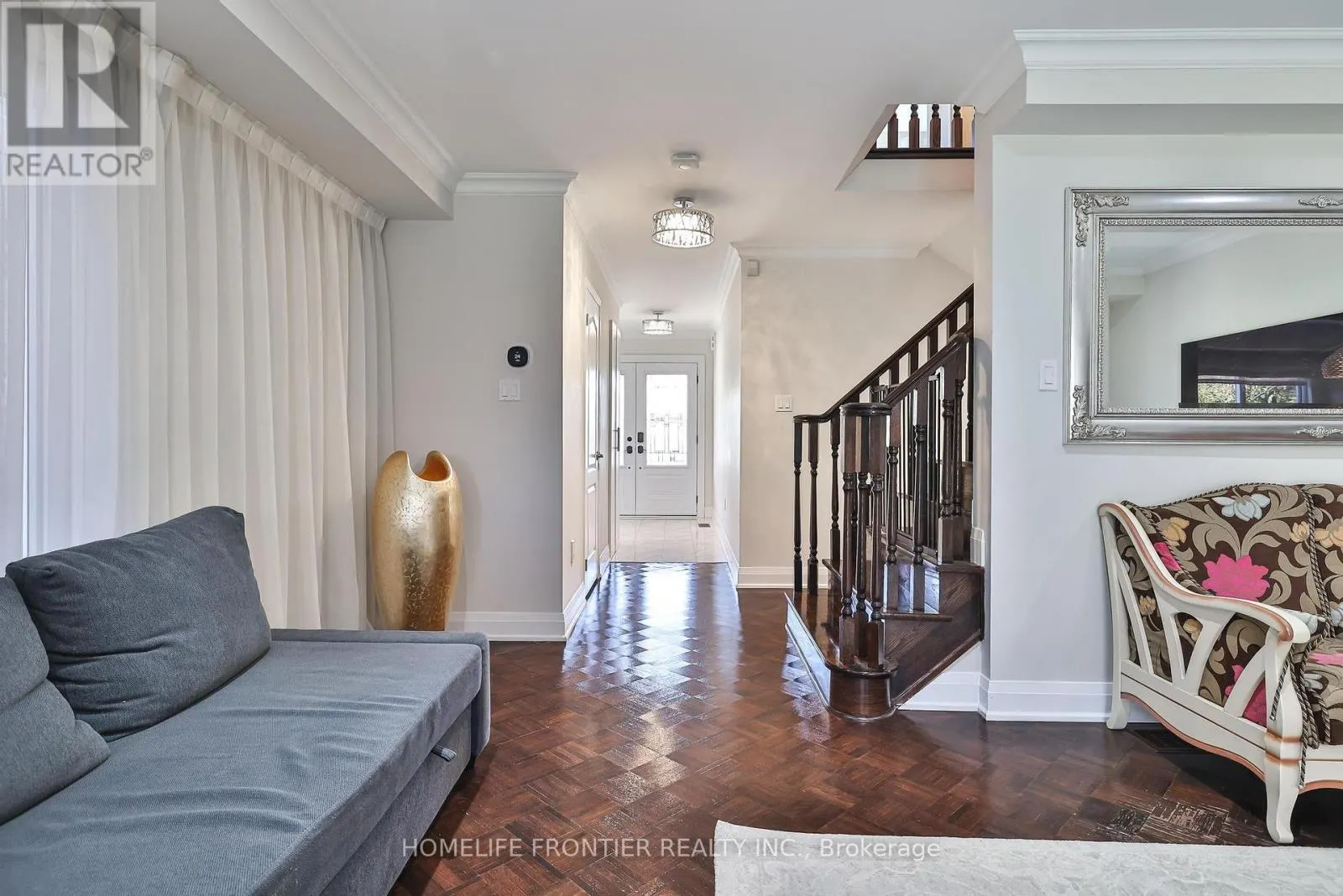 86 VENICE GATE DRIVE