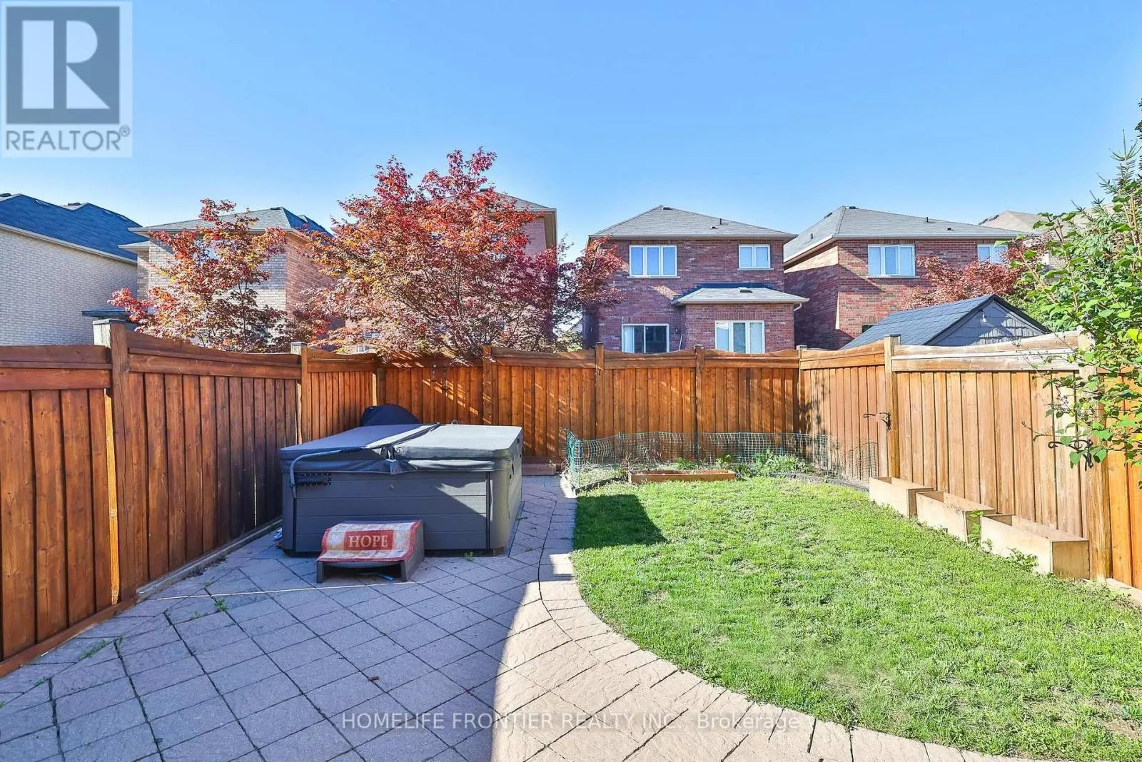 86 VENICE GATE DRIVE
