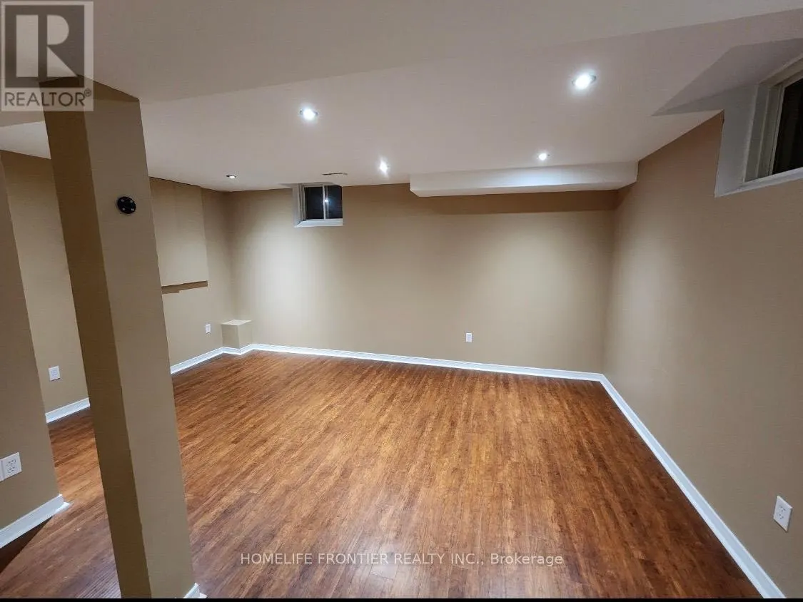 86 VENICE GATE DRIVE