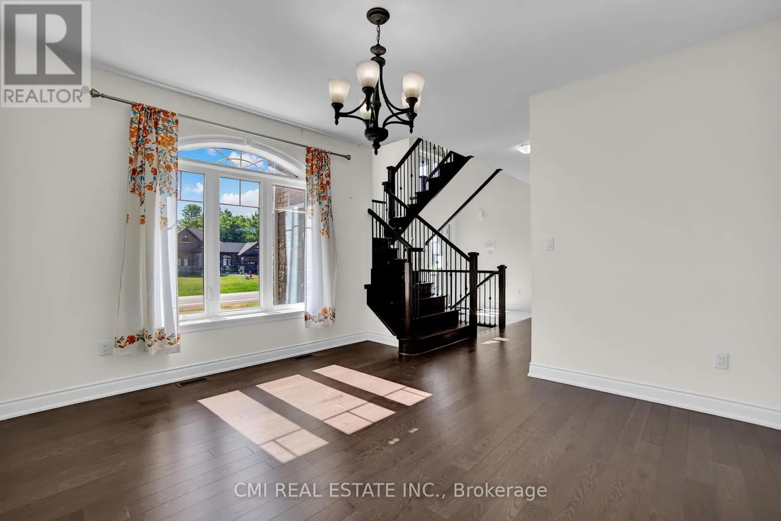 22 BIRCHWOOD LANE